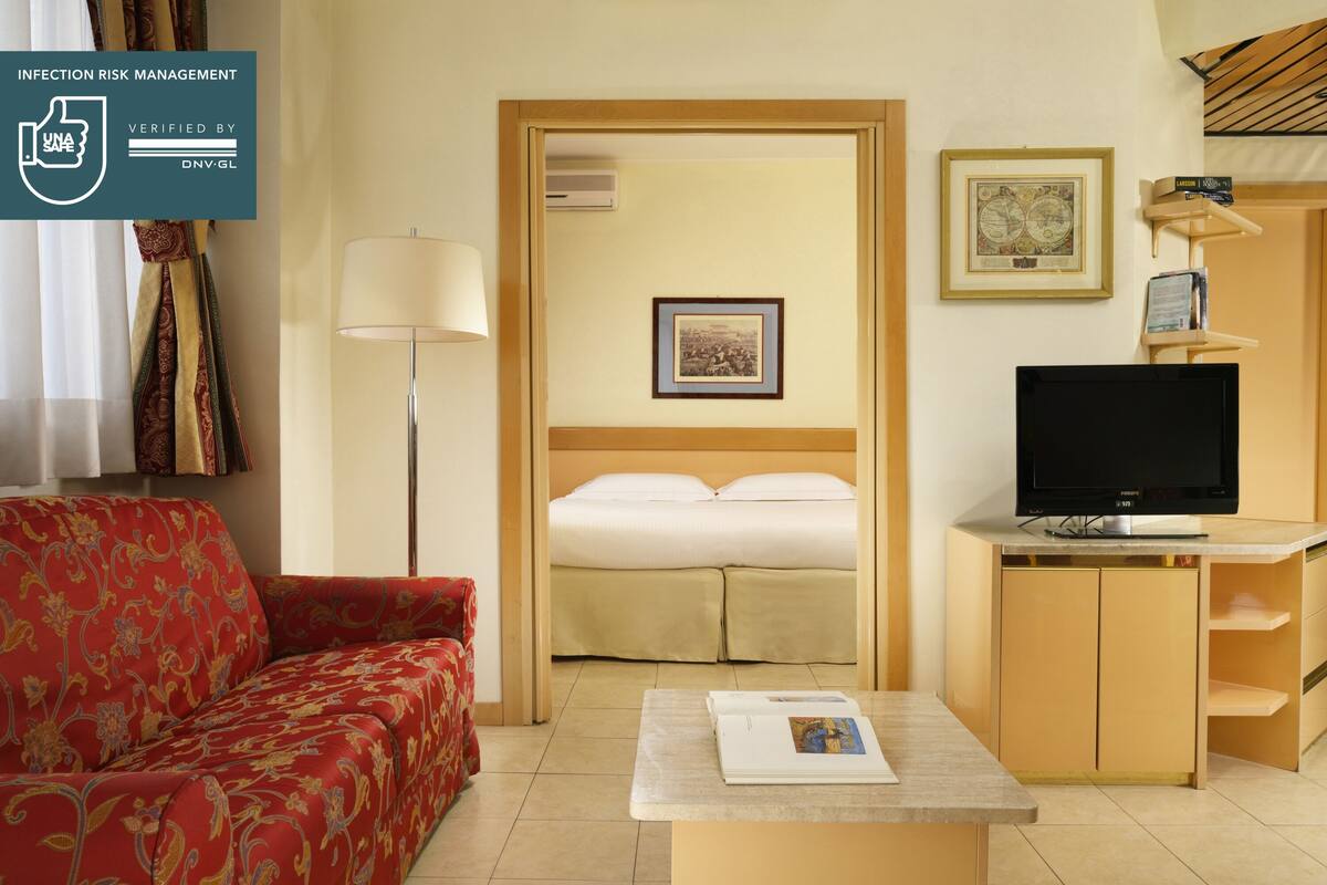 Literie hypoallergénique, couette en duvet d'oie, minibar