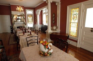 Dining - Page House Bed and Breakfast (Dublin)