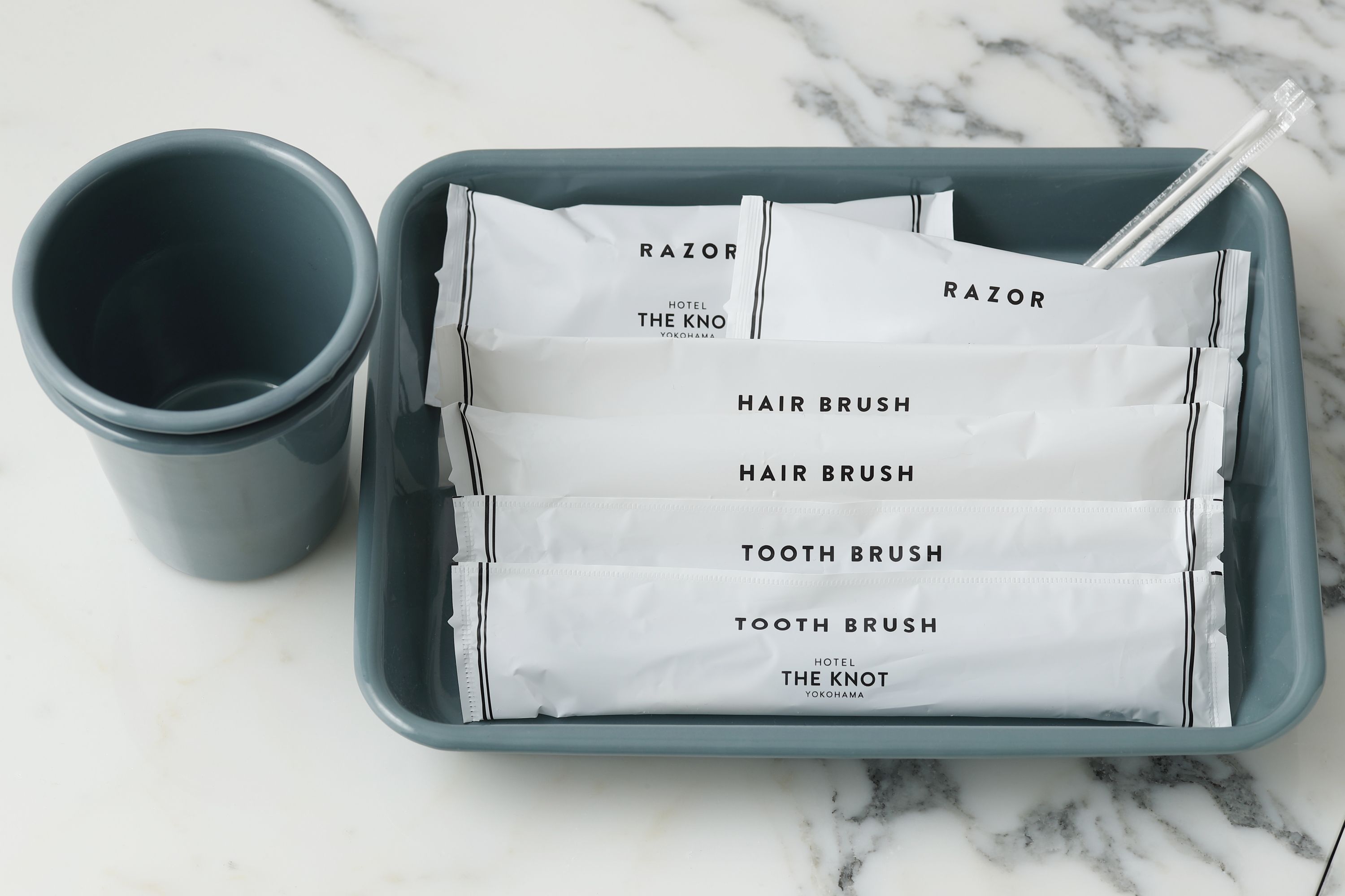 combined shower/bathtub, free toiletries, hair dryer, slippers