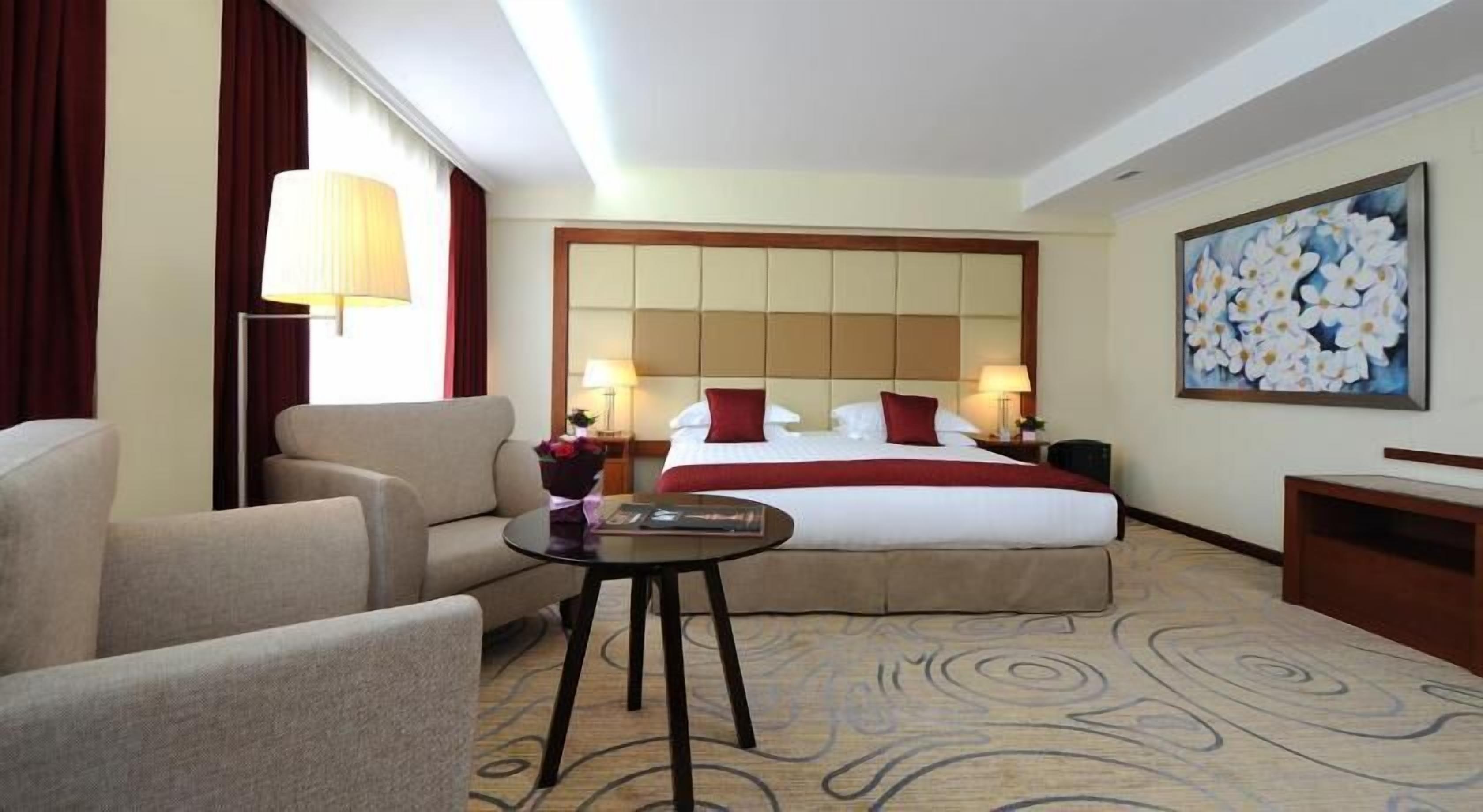 Egyptian cotton sheets, premium bedding, down comforters, minibar