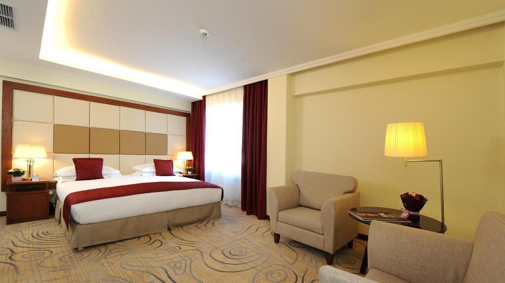 Egyptian cotton sheets, premium bedding, down comforters, minibar