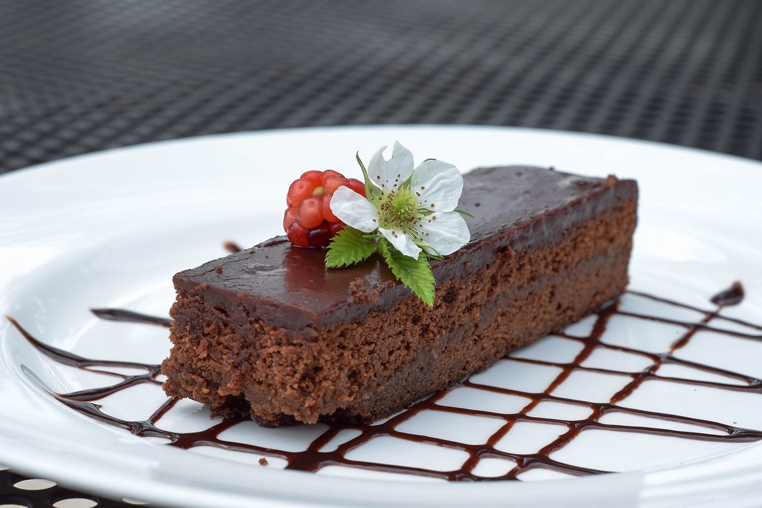 breakfast, lunch, dinner served; fusion cuisine, pool views