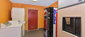 Red Roof Inn Cartersville–Emerson/LakePoint North