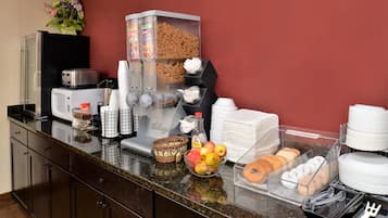 Free daily continental breakfast