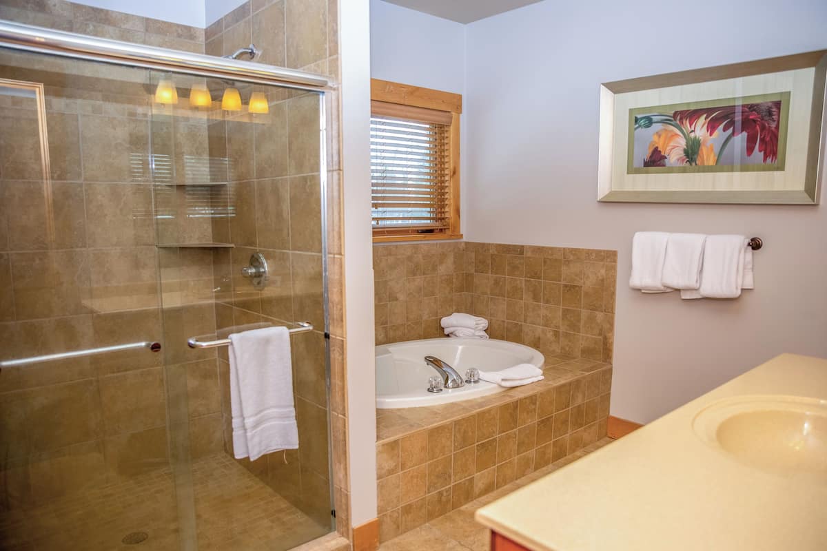 Gratis toiletartikler, hårtørrer, håndklæder