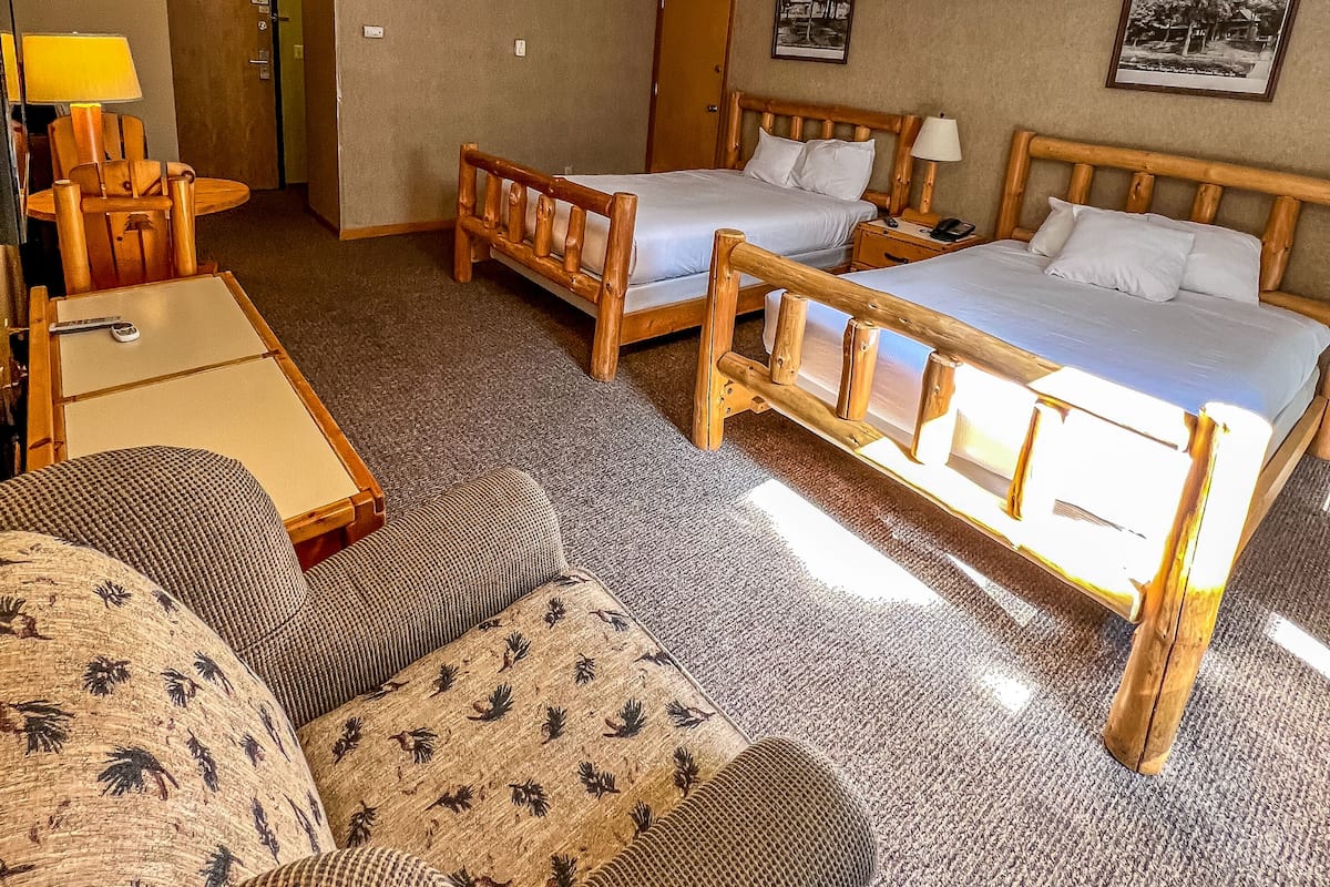 Room, 2 Double Beds (Lodge)