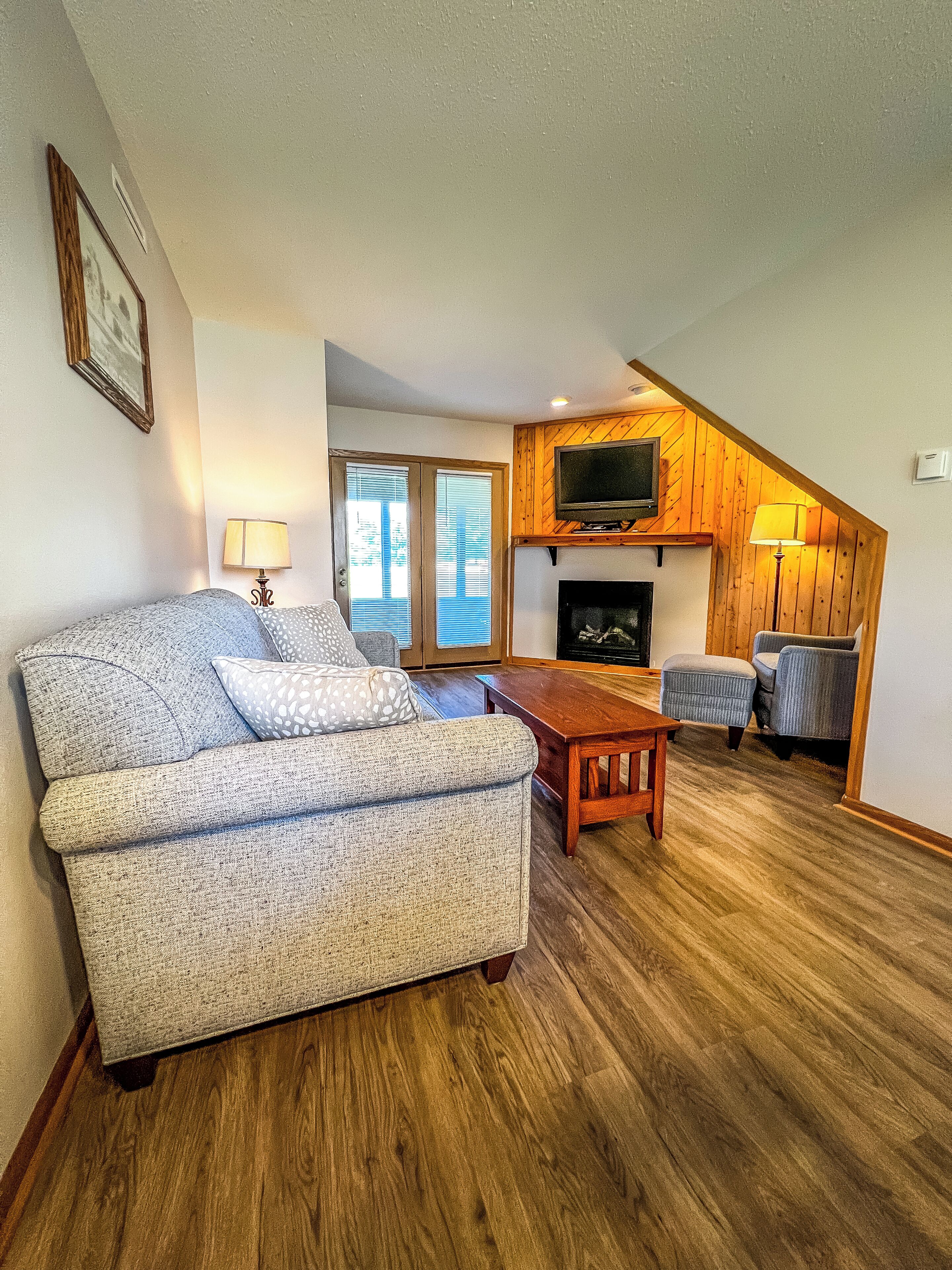 room (north bay lower) | living area | flat-screen tv