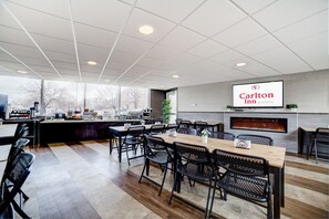 Déjeuner continental gratuit tous les jours