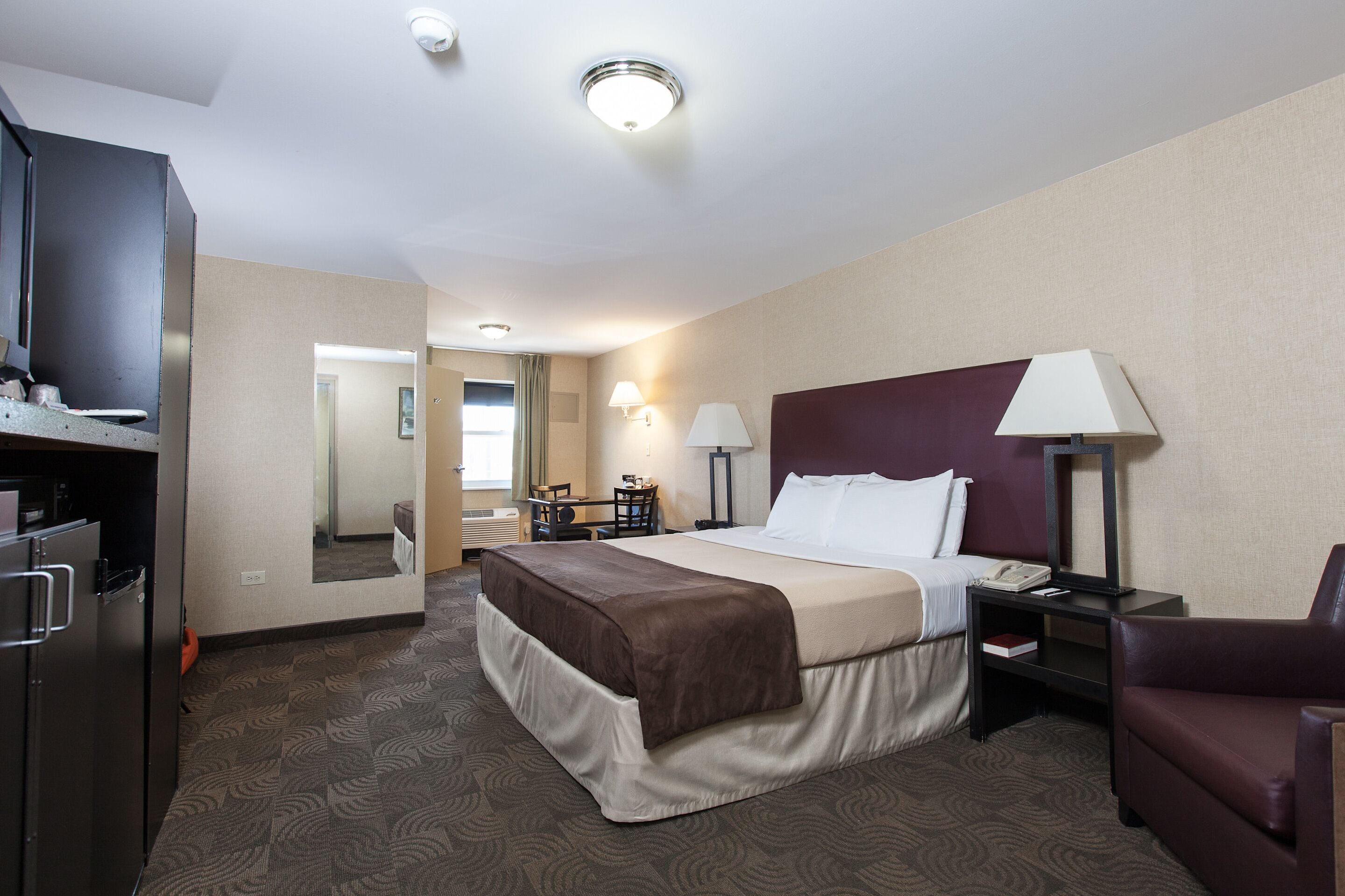 Photo - Carlton Inn Midway