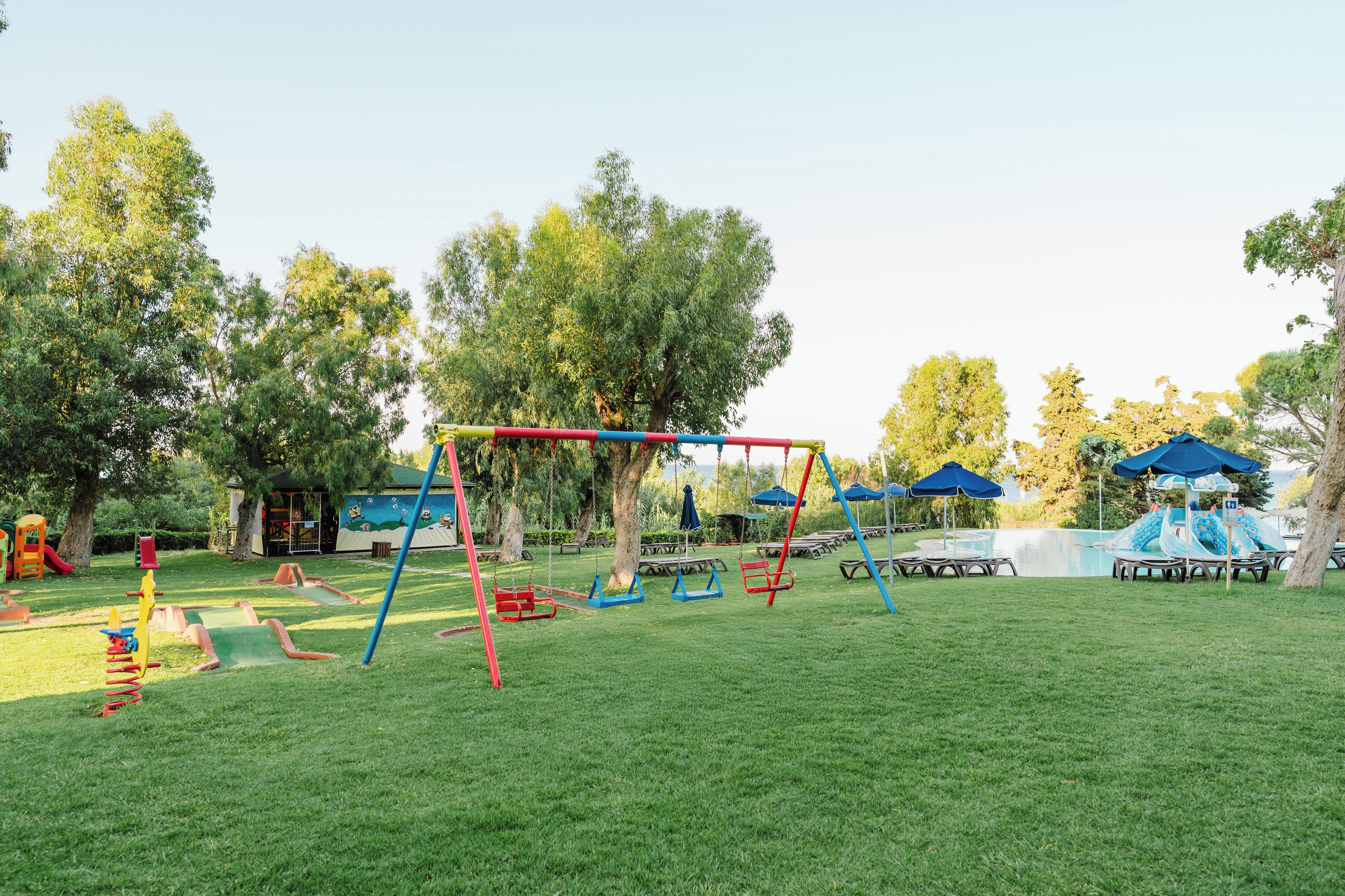 children’s play area – outdoor