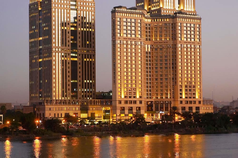 Fairmont Nile City, Cairo