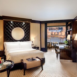 1 bedroom, premium bedding, down comforters, pillowtop beds