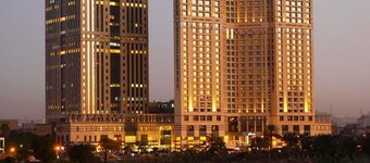 Fairmont Nile City, Cairo