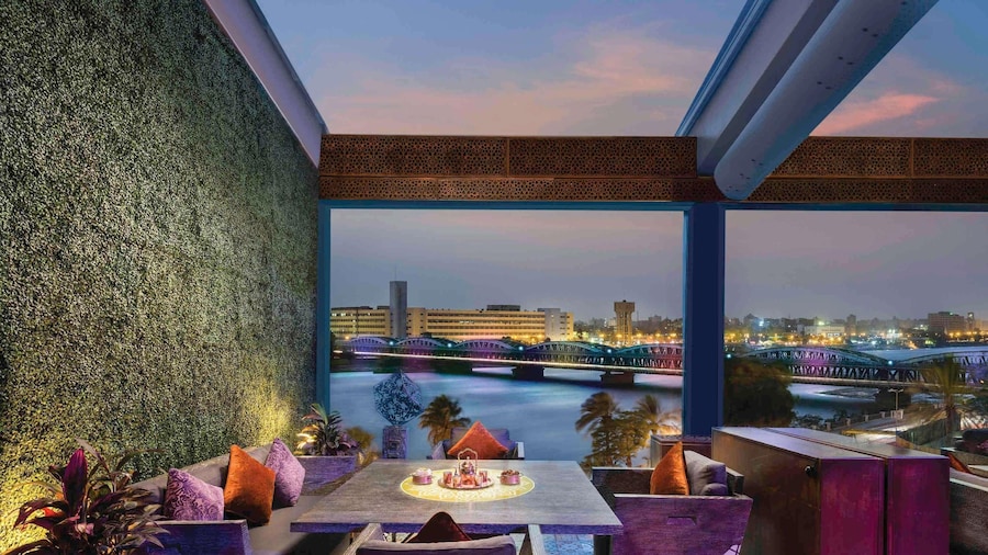 Fairmont Nile City, Cairo