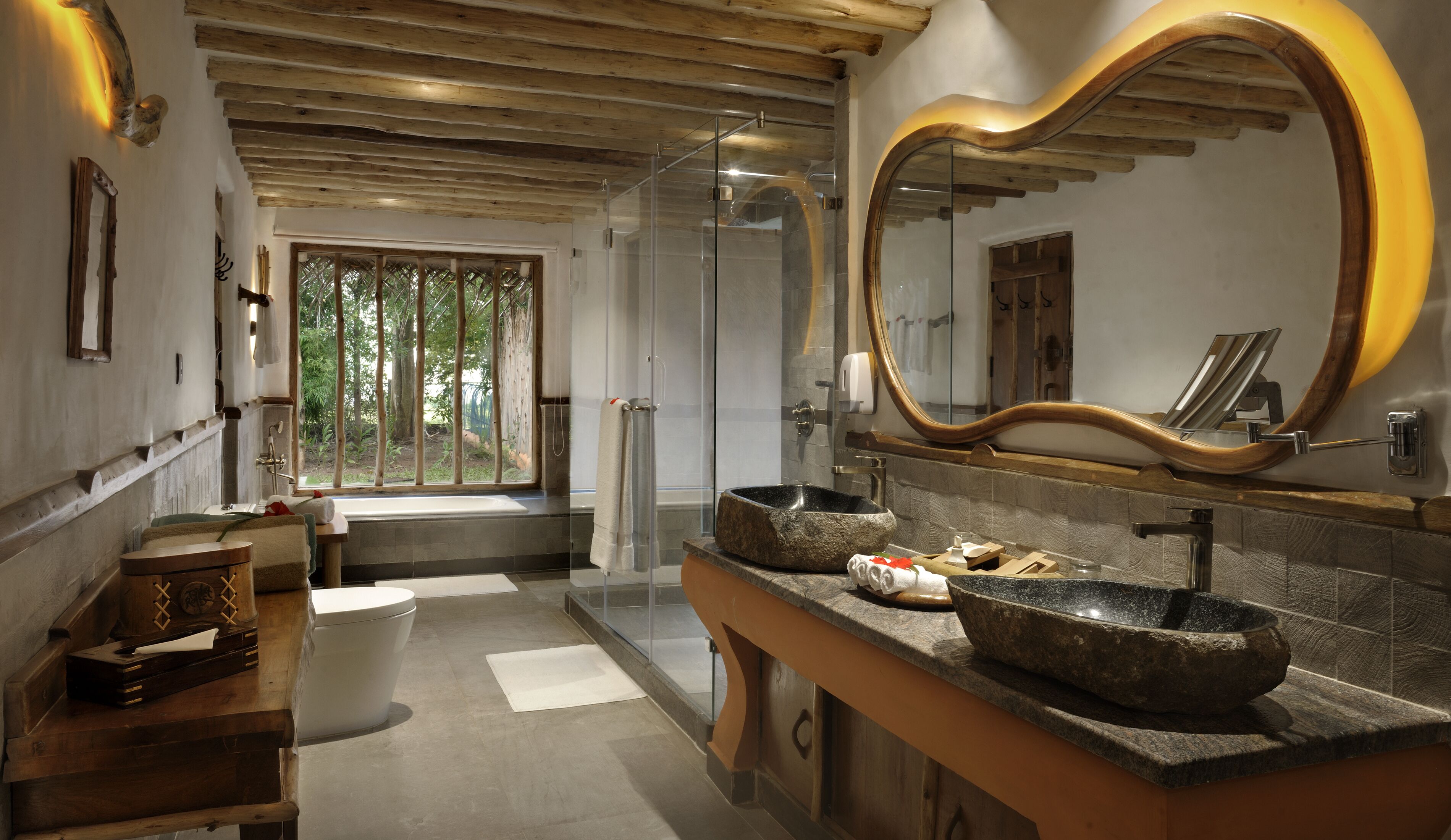 pool reserve | bathroom | separate bathtub and shower, hair dryer, towels