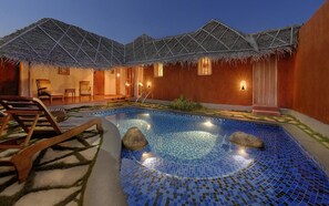 2 outdoor pools, sun loungers - Evolve Back, Kabini (Heggadadevankote)