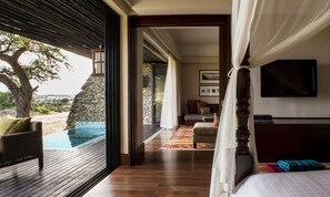 1 dormitorio, minibar, caja fuerte y escritorio