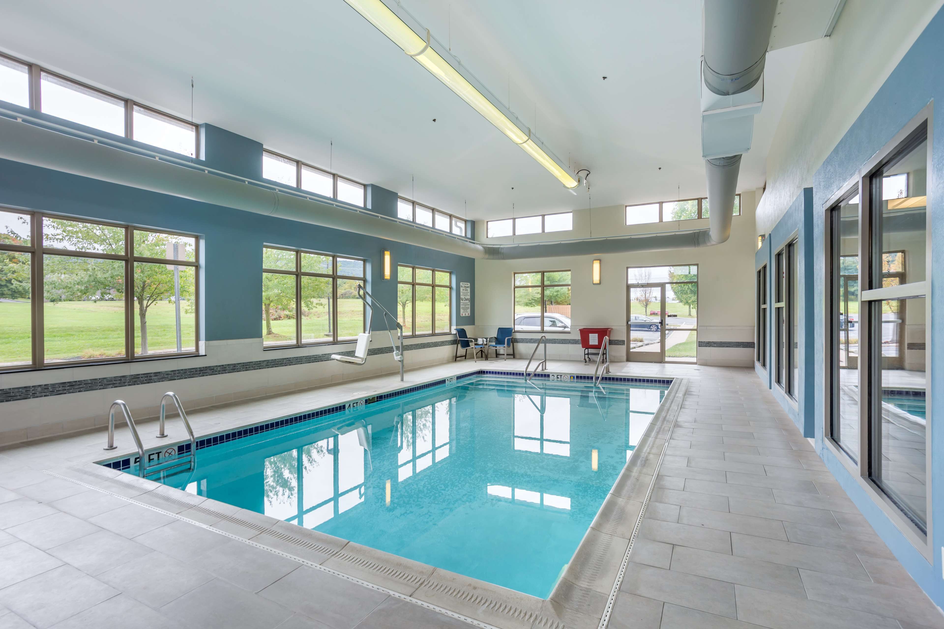 indoor pool, open 6:00 am to 11:00 pm, pool loungers