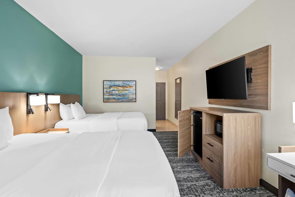 Room, 2 Queen Beds, Non Smoking