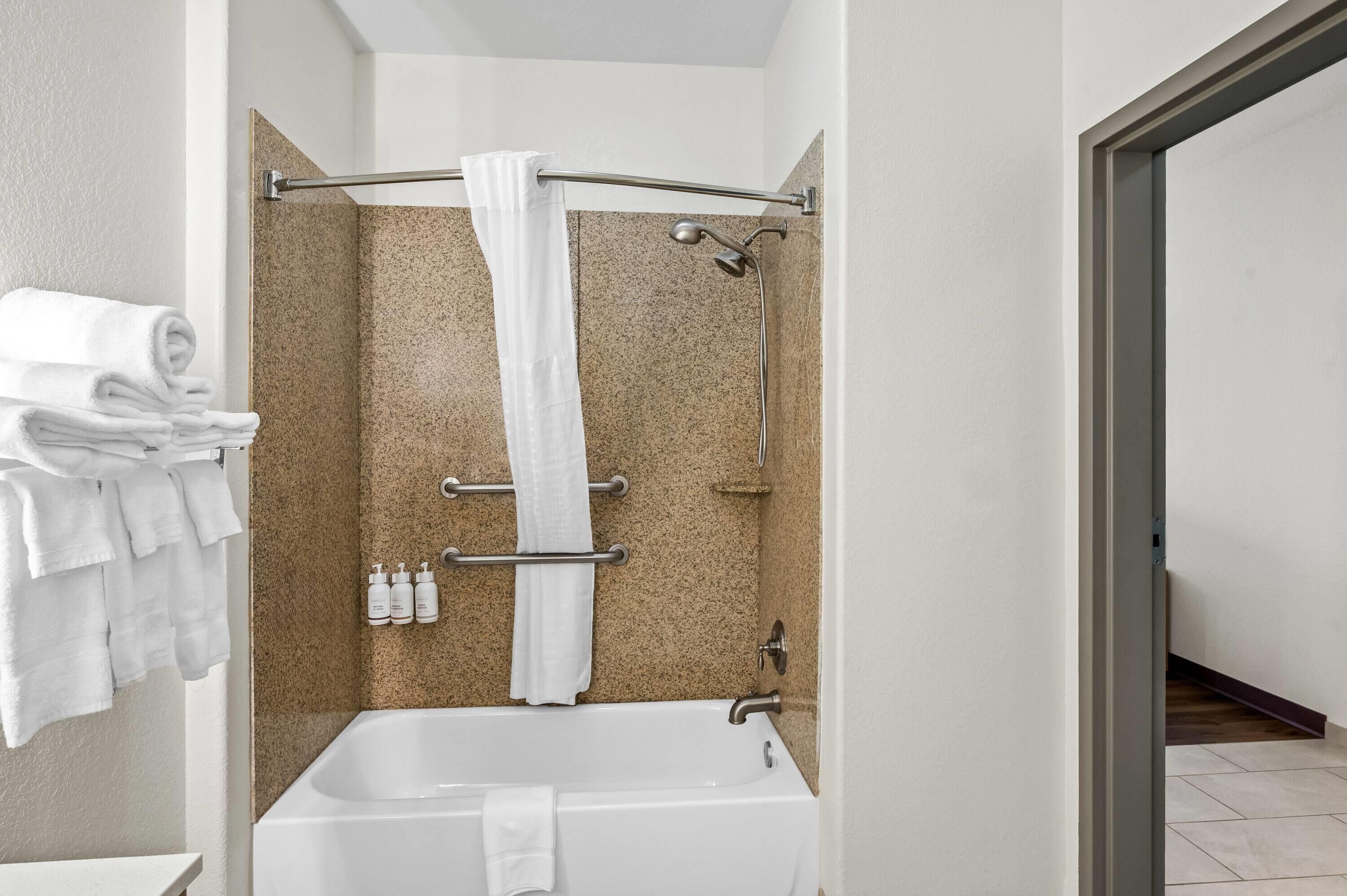 Kamar mandi difabel