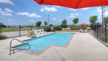 Seasonal outdoor pool