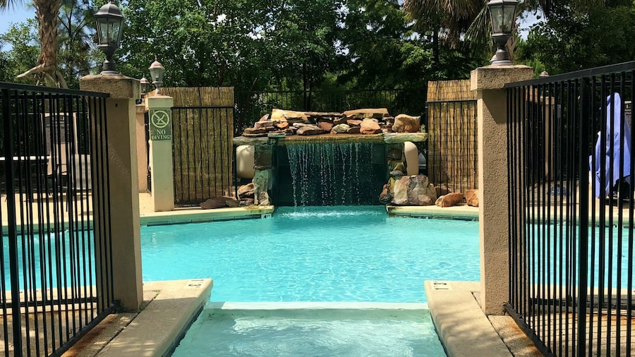 WeStay Suites - Covington Mandeville