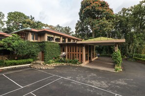 Fachada de la propiedad