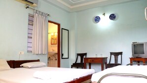 Standard Triple Room | In-room safe, desk, WiFi (free), bed sheets