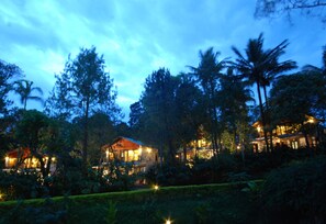 Familjevilla - 1 kingsize-säng | 1 sovrum och sängtillbehör av högsta kvalitet