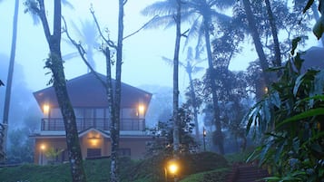 Family Villa, 1 King Bed | 1 bedroom, premium bedding, in-room safe, individually decorated