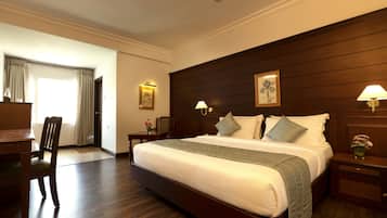Premium Room, 1 Double Bed, Mountain View | 1 bedroom, minibar, in-room safe, desk