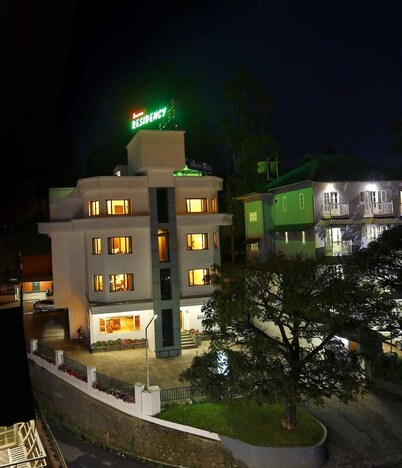 Issacs Residency