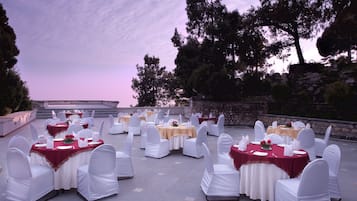 Área para banquetes al aire libre