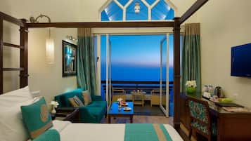 Duplex Room | Pillowtop beds, minibar, in-room safe, individually furnished
