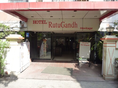 Hotel RutuGandh Heritage