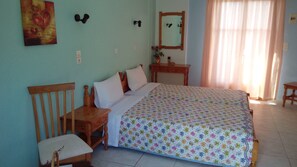 Premium bedding, minibar, soundproofing, iron/ironing board