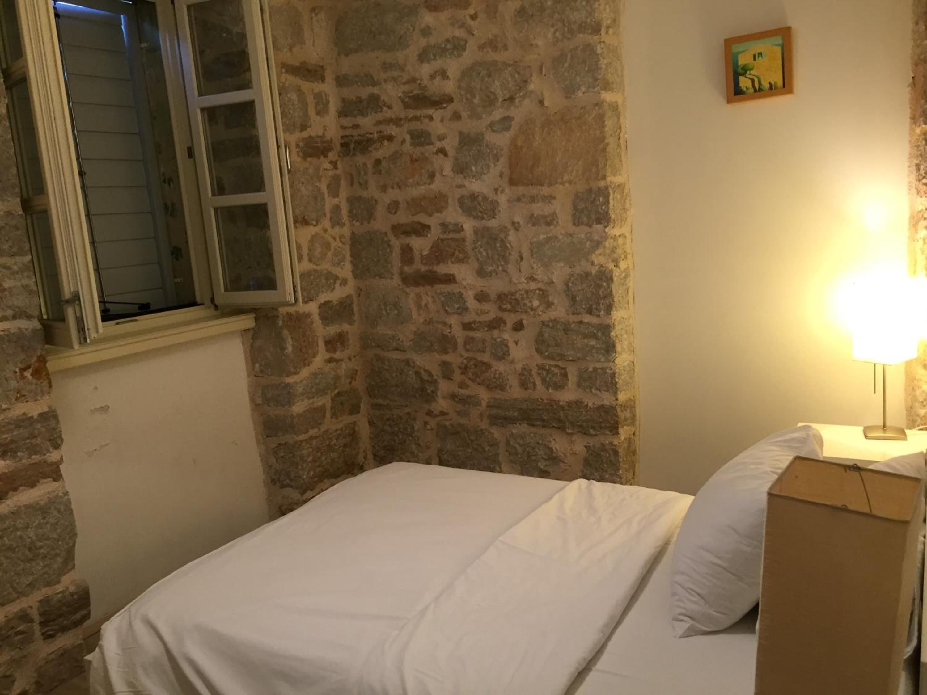 premium bedding, desk