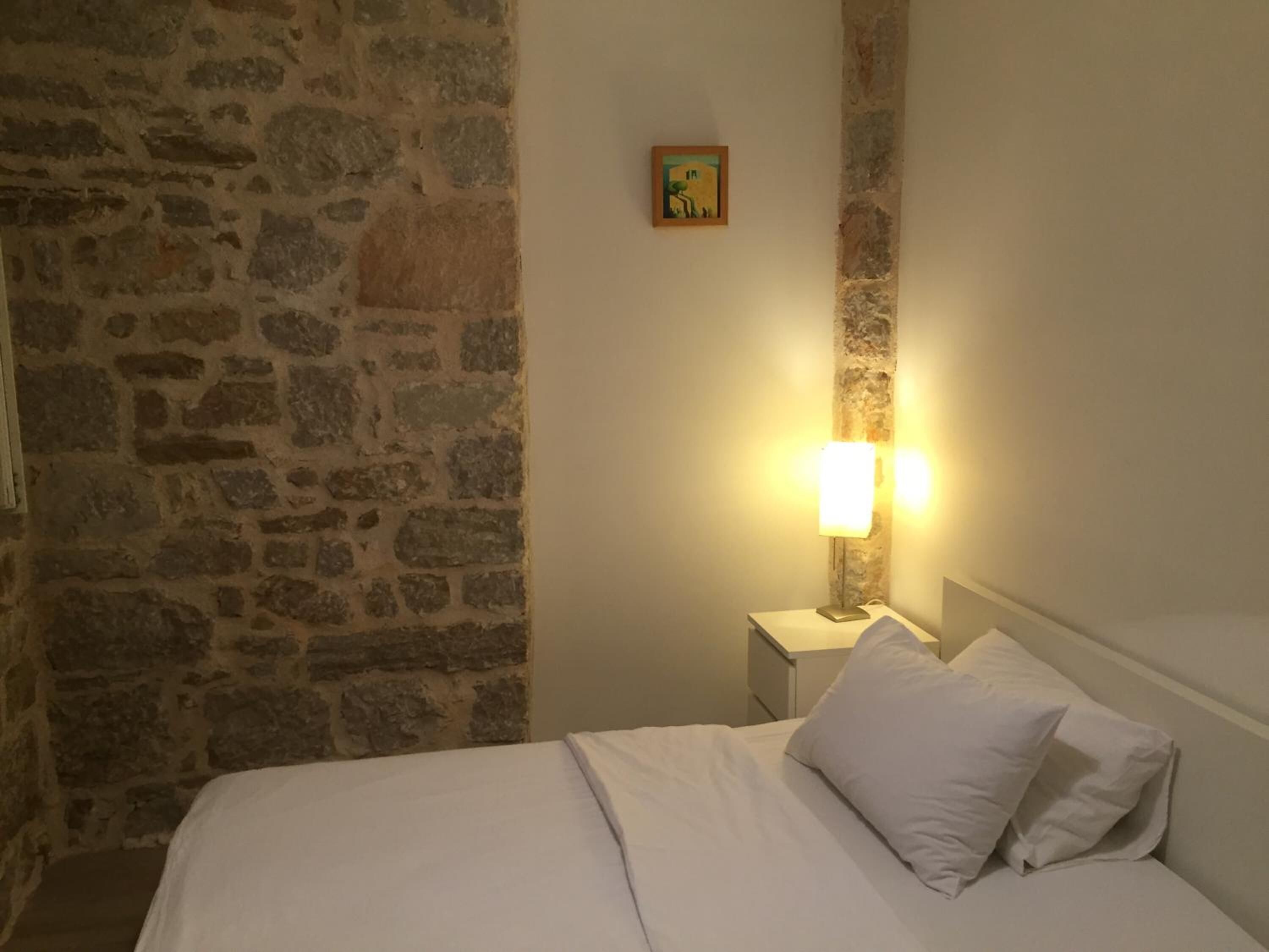 premium bedding, desk