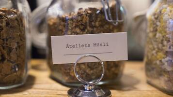 Ilmainen päivittäinen buffetaamiainen