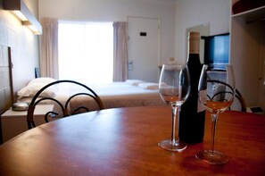 1 bedroom, minibar, desk, soundproofing - Motel Marengo (Marengo)