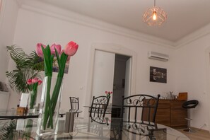 Food court - Butterfly Home Danube (Budapest)