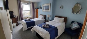 Standard-Doppel- oder -Zweibettzimmer, mit Bad, Gartenblick (Room 1)