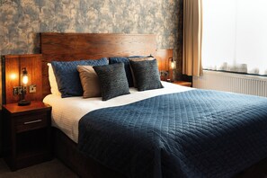 Superior Double Room | Individually decorated, individually furnished, desk, soundproofing