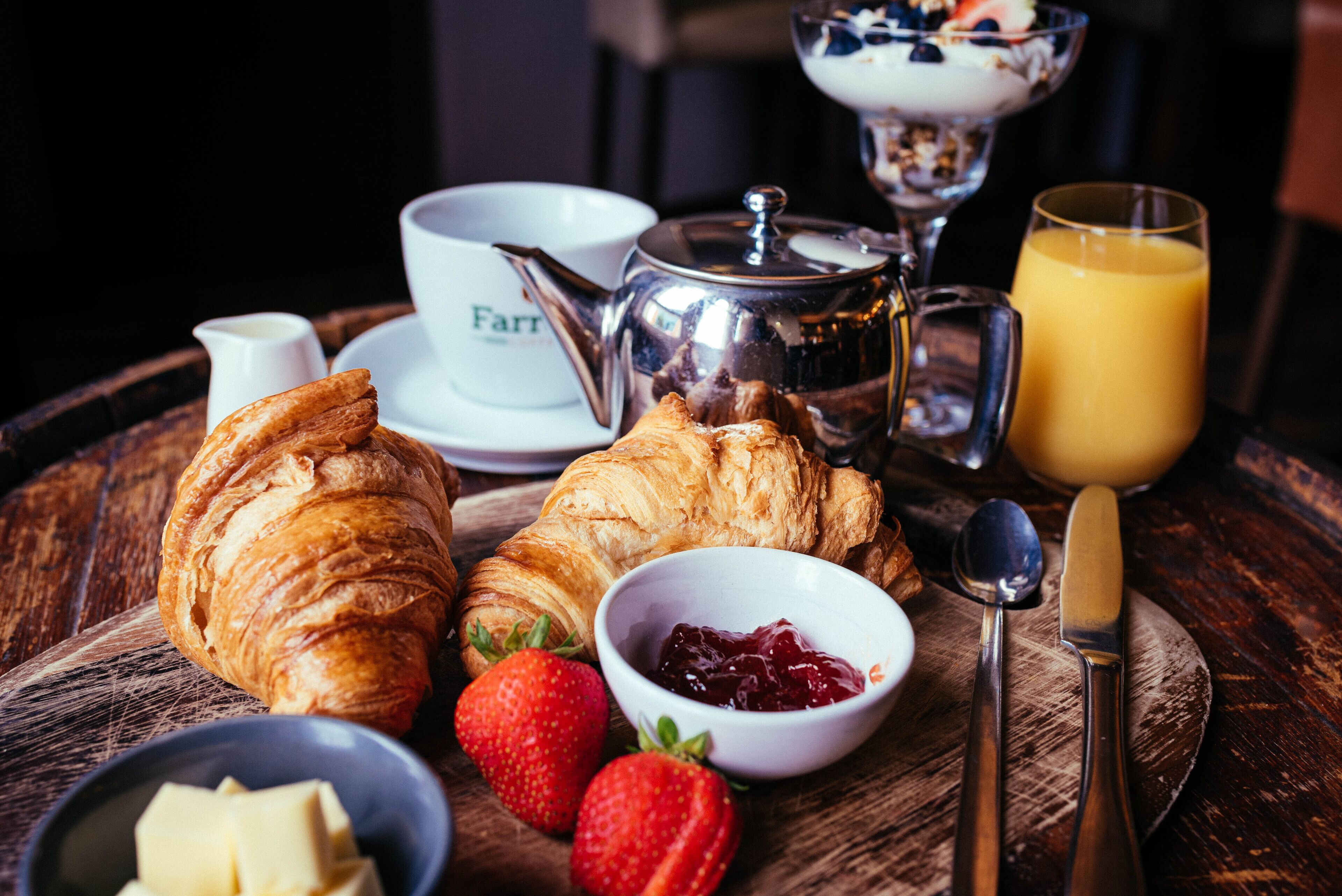 daily english breakfast (gbp 12.50 per person)