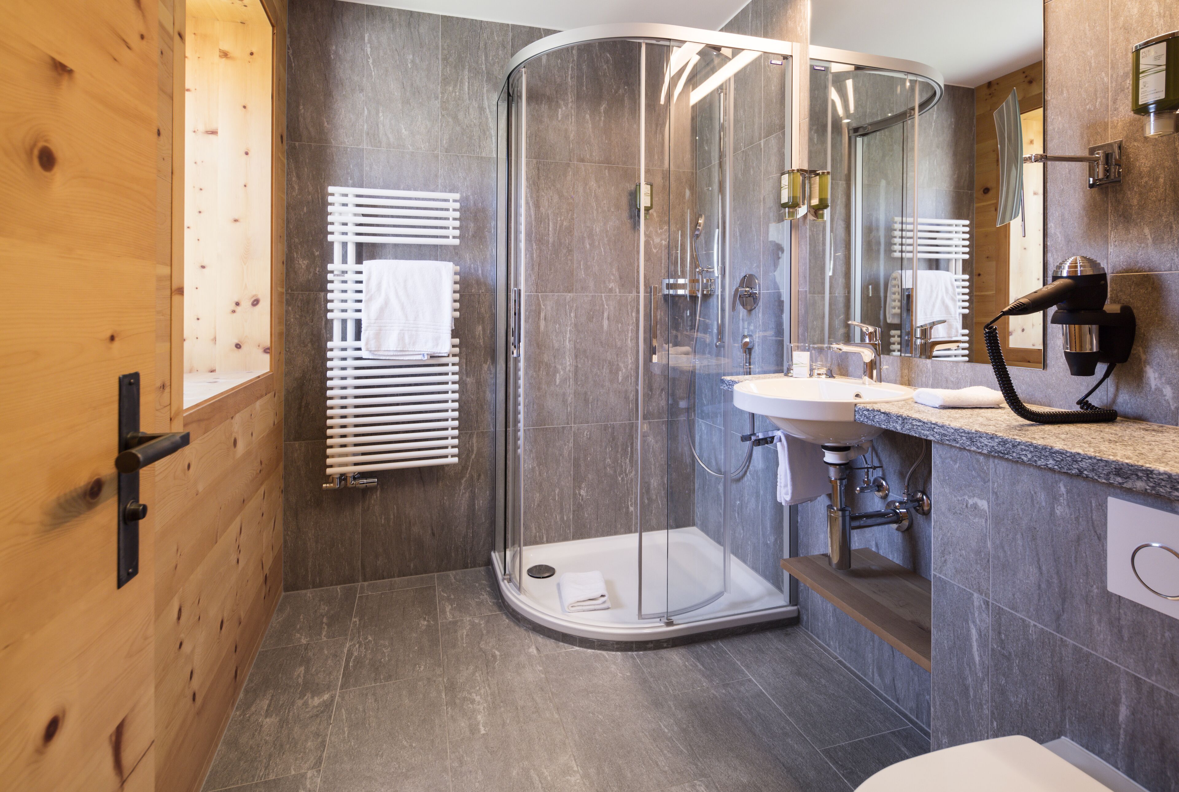 shower, free toiletries, hair dryer, bathrobes