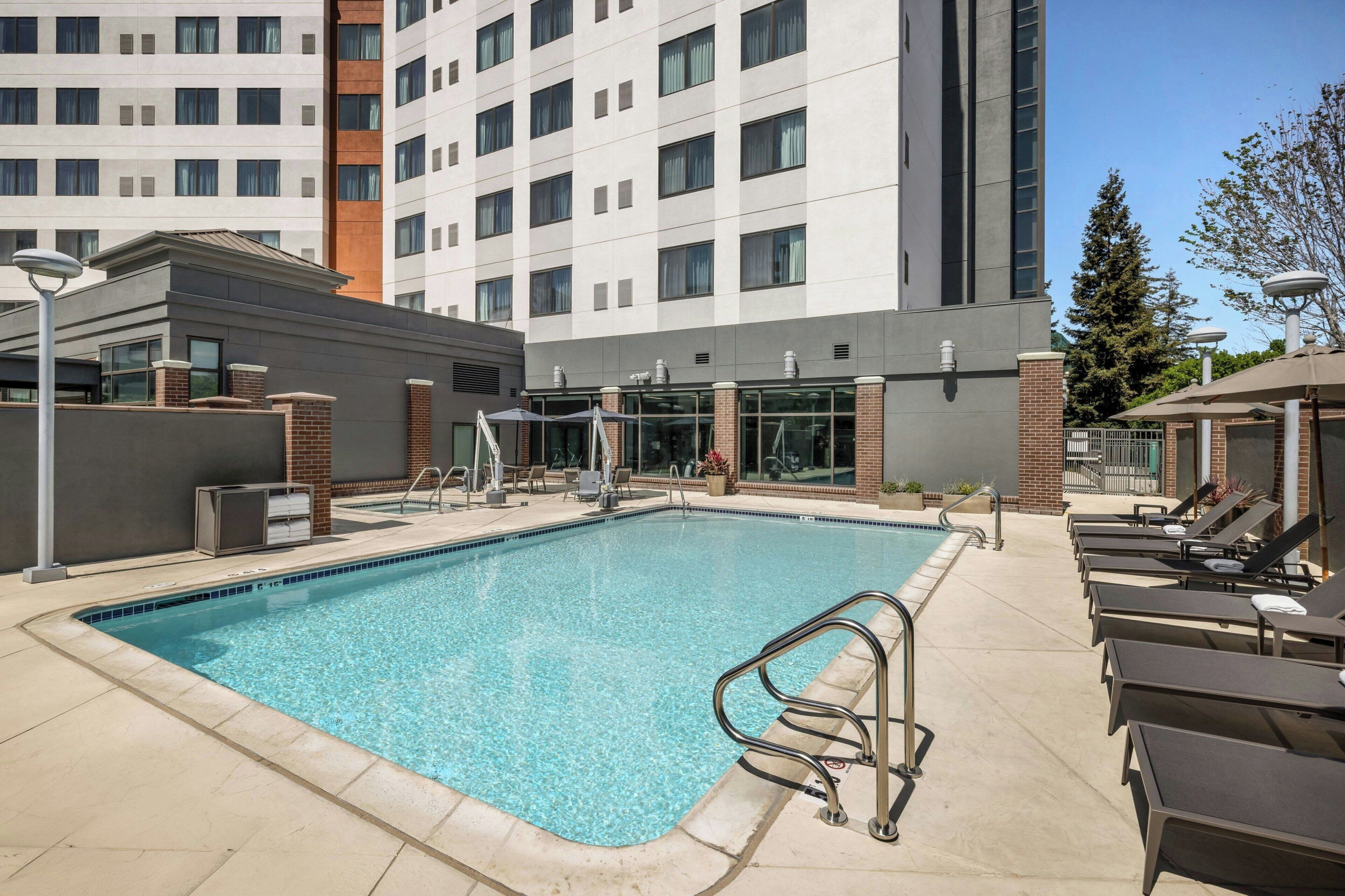 Outdoor pool, pool umbrellas