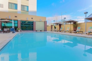 Outdoor pool, pool umbrellas