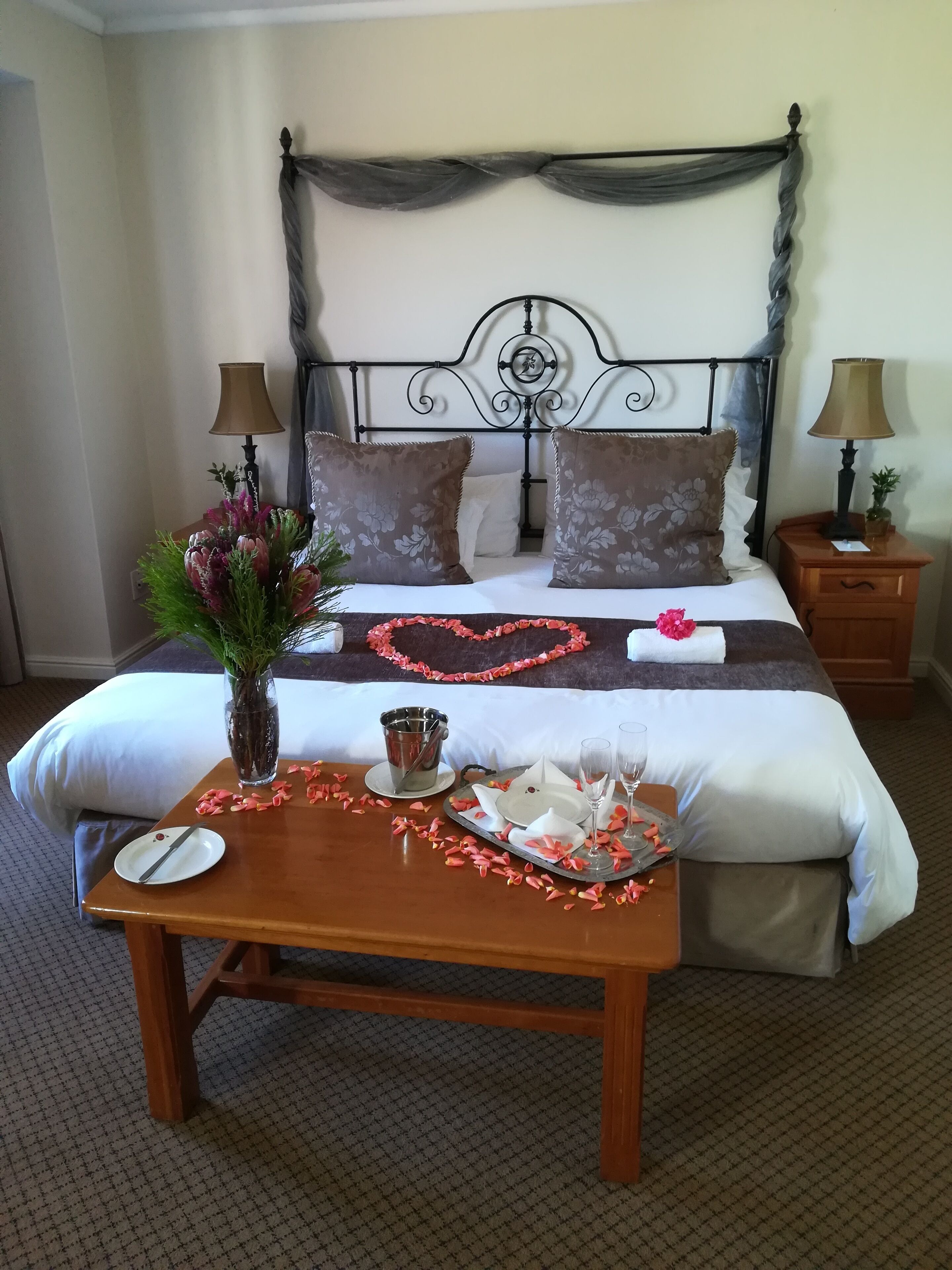 luxury room, 1 king bed, accessible, mountain view (country inn) | 1 bedroom, in-room safe, desk, laptop workspace