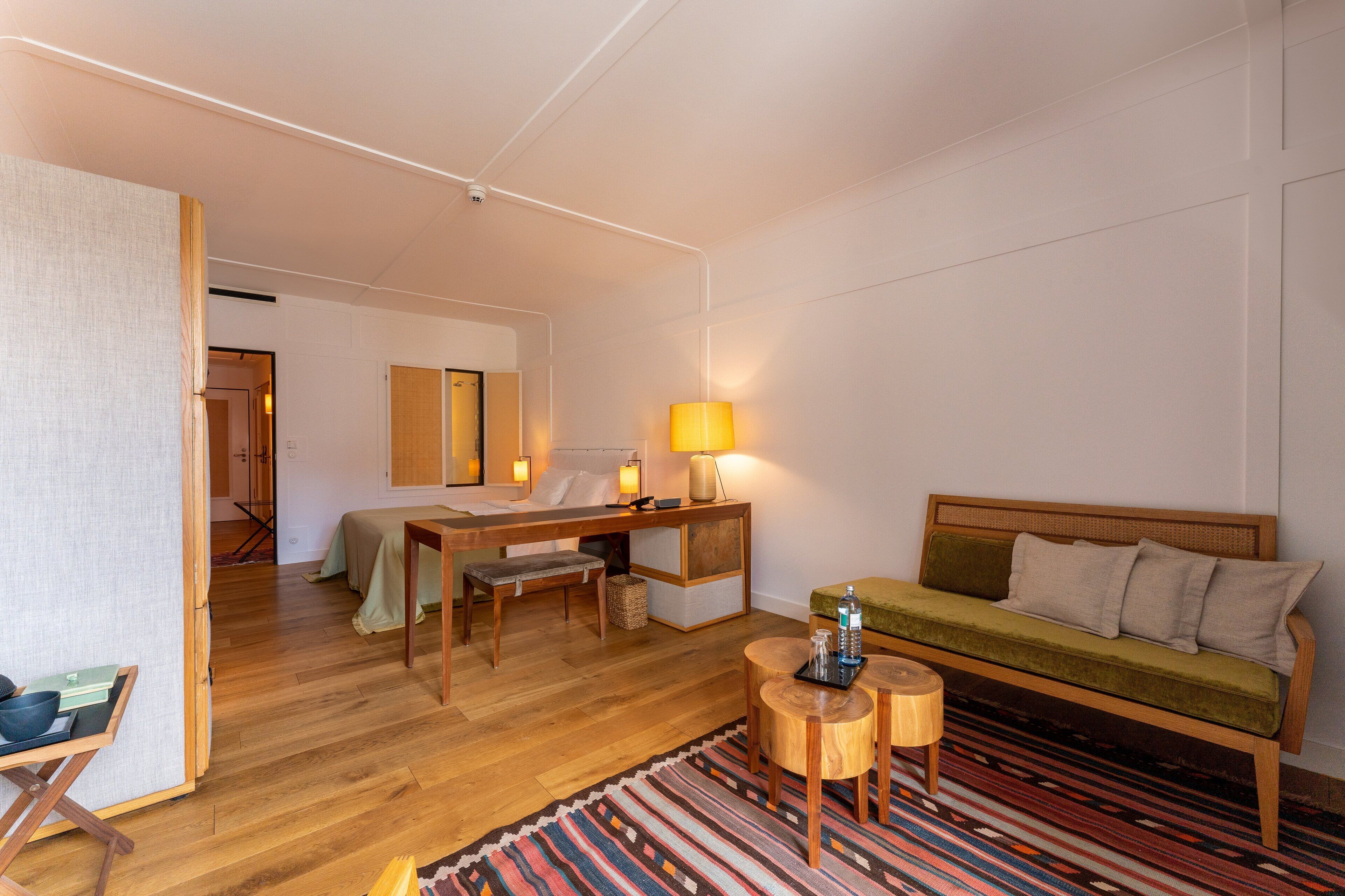 market view deluxe | egyptian cotton sheets, premium bedding, free minibar, in-room safe