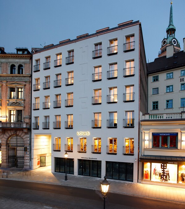 Front of property - Louis Hotel (Munich)